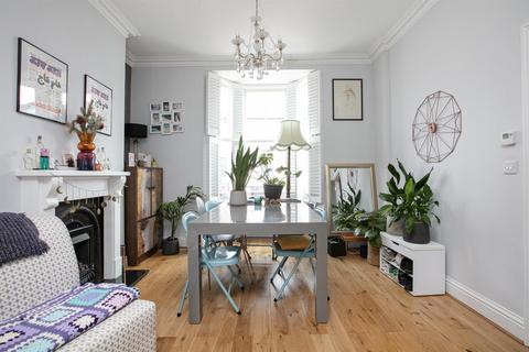 4 bedroom terraced house for sale, Relf Road, Peckham, SE15