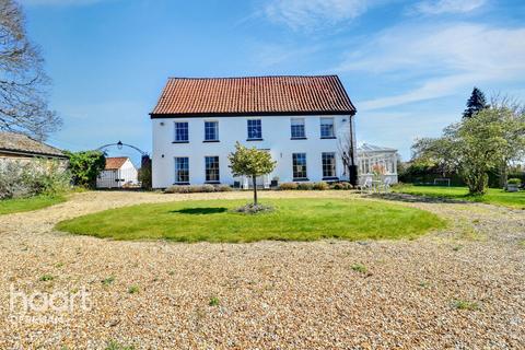 7 bedroom character property for sale, Hill Street, Feltwell