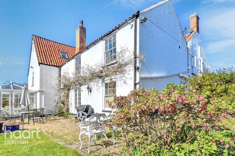 7 bedroom character property for sale, Hill Street, Feltwell
