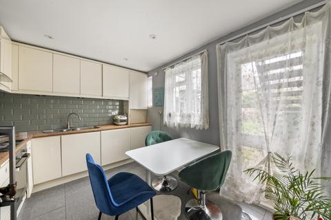 4, Campbell Court Campbell Road, London, W7 3ED