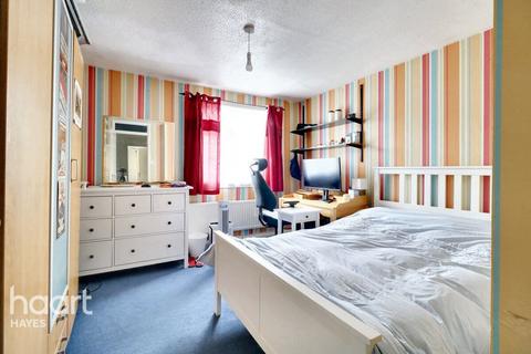 36 Melrose Close, Hayes, UB4 0AZ