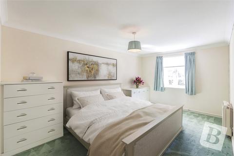 1 bedroom apartment for sale, Myddleton Court, 2a Clydesdale Road, Hornchurch, RM11