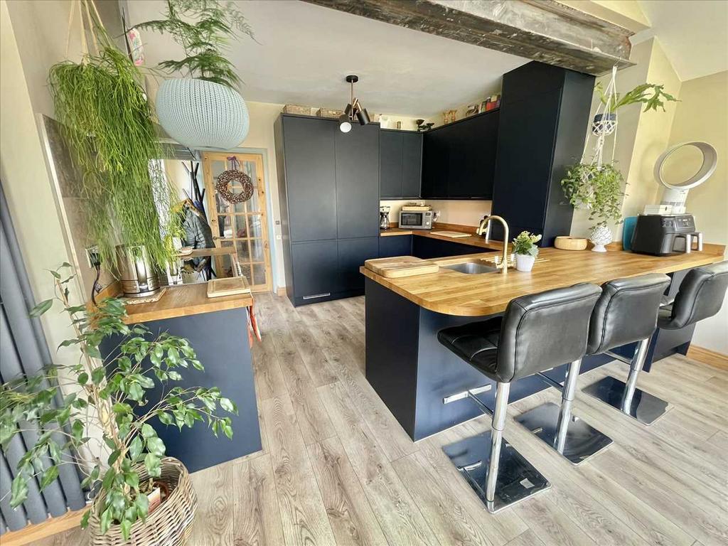 Kitchen/living room
