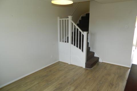3 bedroom terraced house to rent, Lowestoft Drive, Cippenham SL1