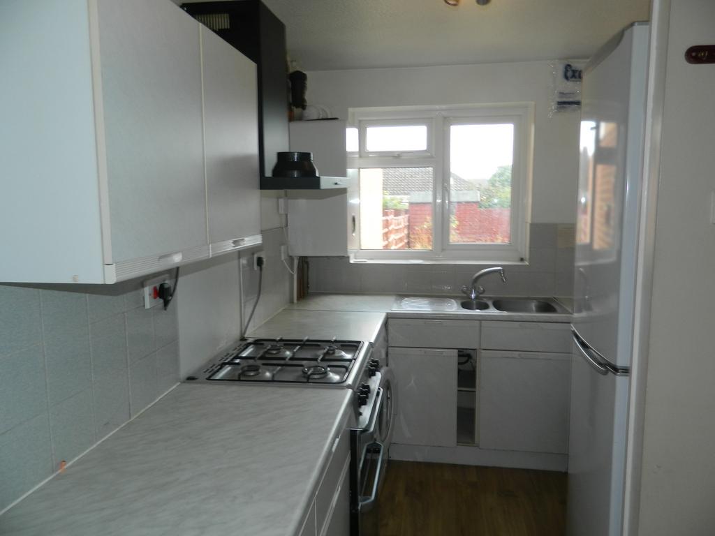 Fitted kitchen