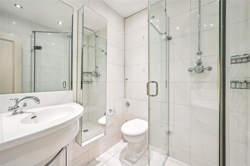 En Suite Shower Room
