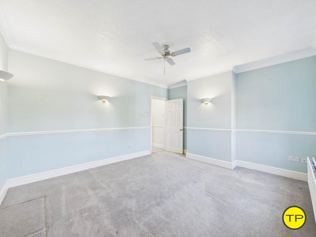 Main bedroom