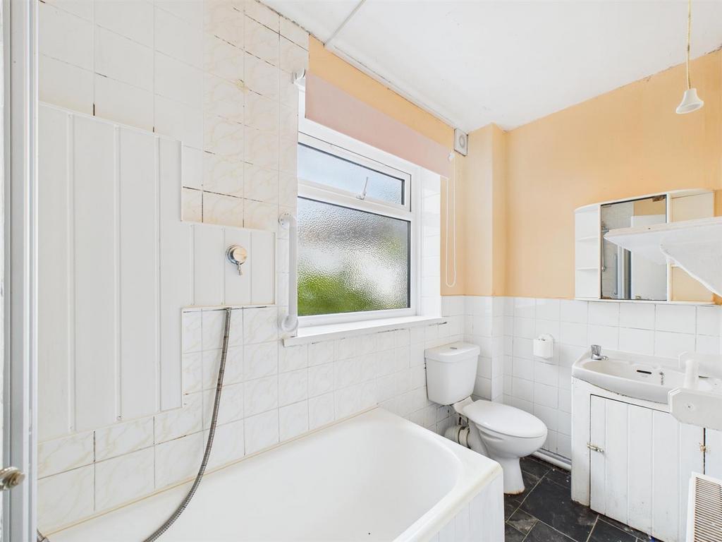 Bath.jpg