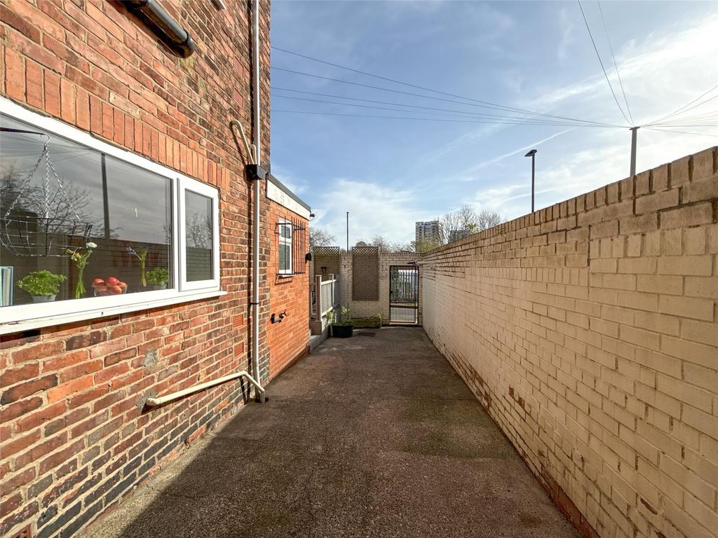 Rear Courtyard