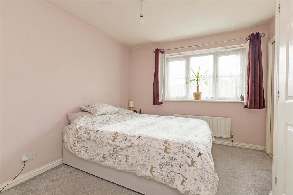 Bedroom 1 gowings.jpeg