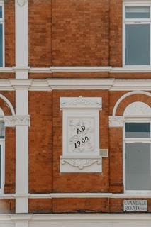 1 bedroom maisonette for sale, Loughborough Road, London SW9