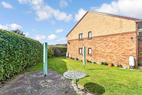 2 bedroom flat for sale, Berry Close, Hornchurch, Essex