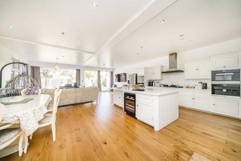 7 bedroom semi-detached house for sale, Farm Avenue, London NW2