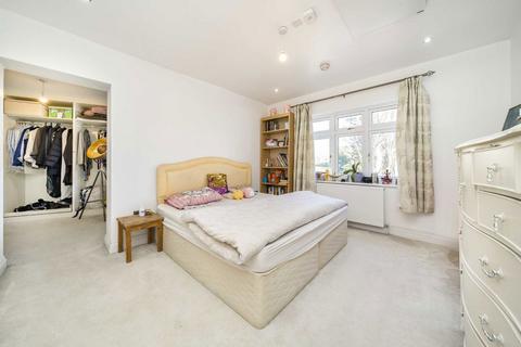 7 bedroom semi-detached house for sale, Farm Avenue, London NW2