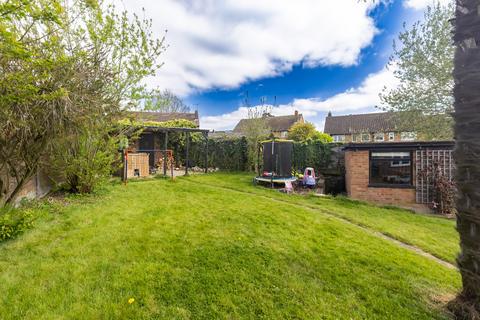 10 Allison Close, Waltham Abbey, EN9 3NY