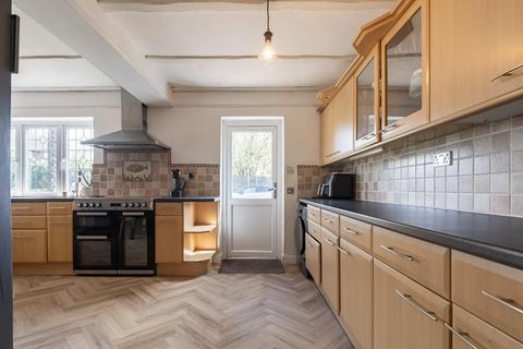 10 Allison Close, Waltham Abbey, EN9 3NY