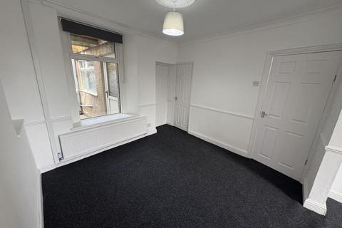 2 bedroom semi-detached house to rent, Bath Road, Morriston, SA1 7AT