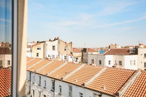 310 Armidale Place, Bristol, BS6 5BQ