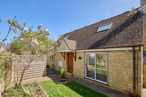 3 bedroom chalet for sale, Pensclose, Witney OX28