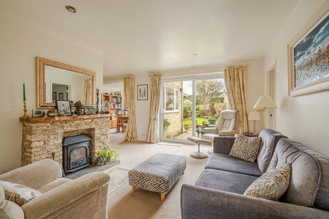 undefined, Hollis Gardens, Luckington