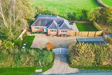 4 bedroom detached bungalow for sale, Leire Lane, Broughton Astley, LE9