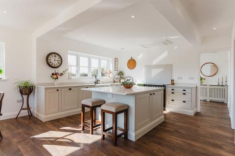 4 bedroom detached bungalow for sale, Leire Lane, Broughton Astley, LE9