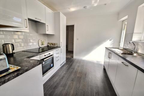 3 bedroom detached bungalow for sale, Colehill