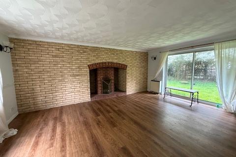 3 bedroom detached bungalow for sale, 5 Riverside, Northwold, Thetford, Norfolk IP26 5NG