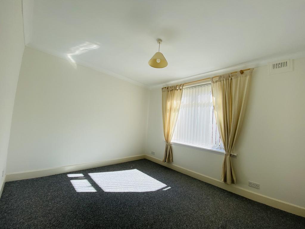 Avonford, Roucan Road, Collin, DG1 4 JF - Braidwood