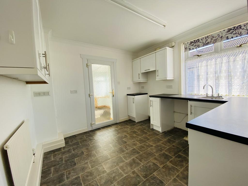 Avonford, Roucan Road, Collin, DG1 4 JF - Braidwood
