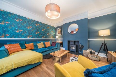 18 Wolverton Avenue, Kingston Upon Thames, KT2 7QD