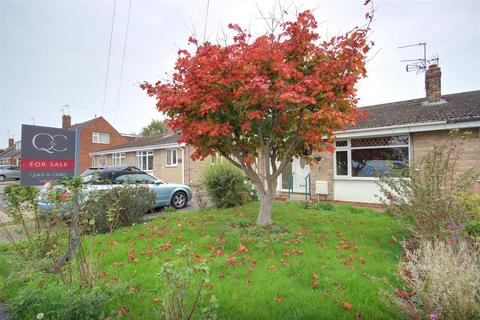 3 bedroom semi-detached bungalow for sale, Chestnut Avenue, Beverley