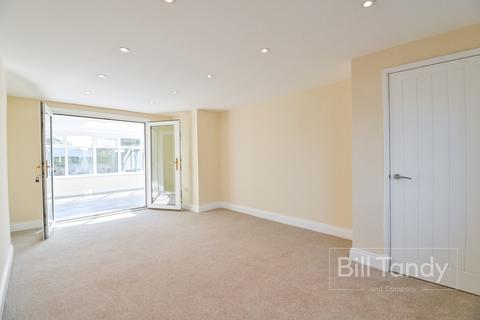 2 Fair View, Handsacre, Rugeley, WS15 4DJ