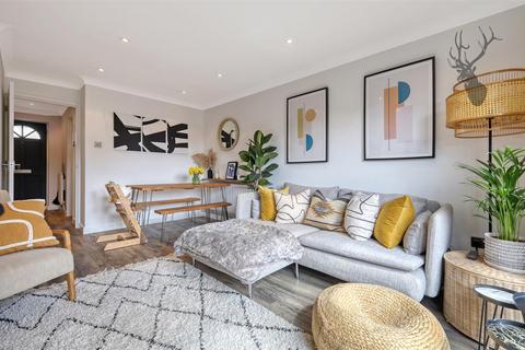 70 Westminster Gardens, London, E4 6ER