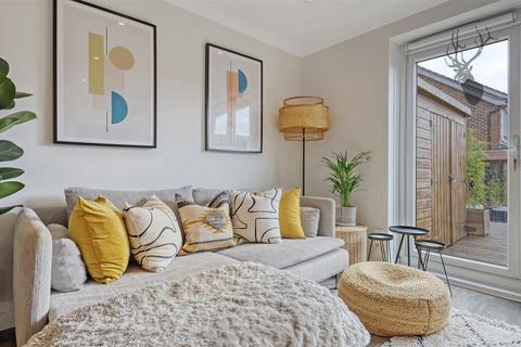 70 Westminster Gardens, London, E4 6ER