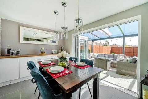 10 Howard Cornish Road, Marcham, Abingdon, OX13 6PH