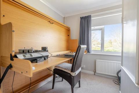10 Howard Cornish Road, Marcham, Abingdon, OX13 6PH