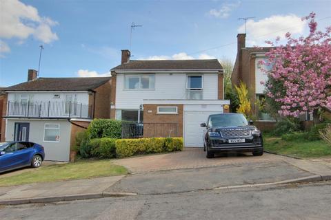 4 bedroom detached house for sale, Chase Ridings, Enfield