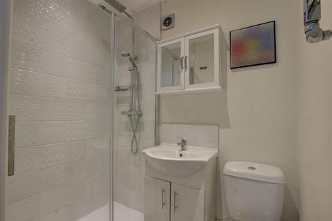 49 Chase Ridings, Enfield, EN2 7QE