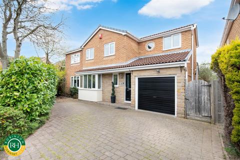4 bedroom detached house for sale, Heather Close, Tickhill, Doncaster