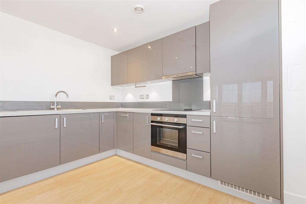 Lounge/Kitchen