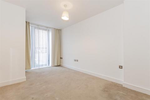 8 Townhall Square, Crayford, Dartford, DA1 4FH