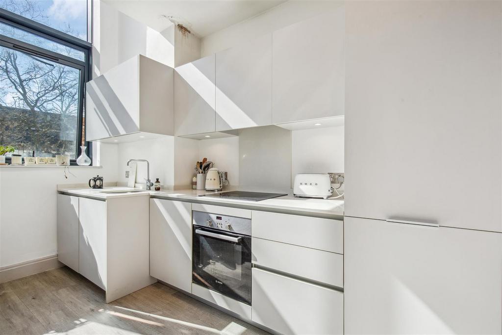 Chiswick High Road, W4 - FOR SALE