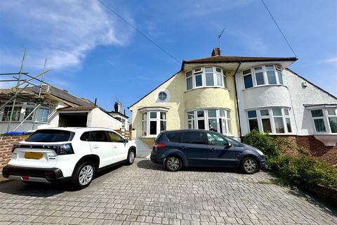 44 Castleton Avenue, Bexleyheath, DA7 6QU