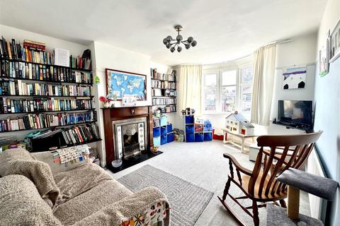 44 Castleton Avenue, Bexleyheath, DA7 6QU