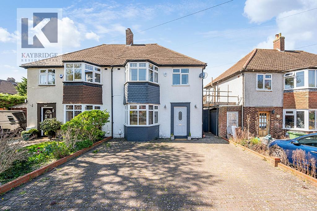 Stoneleigh Park Road, Epsom
