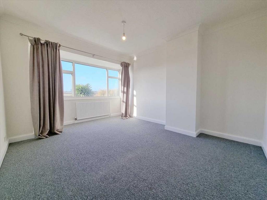 Bedroom 2: