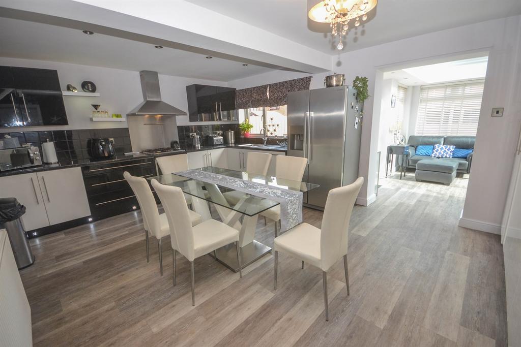Kitchen Diner
