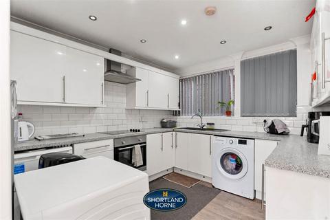 12 Balmoral Close, Coventry, CV2 3BG
