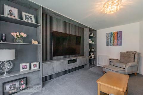 4 bedroom detached house for sale, Highfield Close, Fixby, Huddersfield, West Yorkshire, HD2